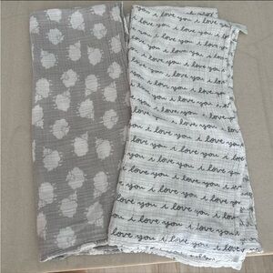 Cloud Island White and Gray Muslin Blanket